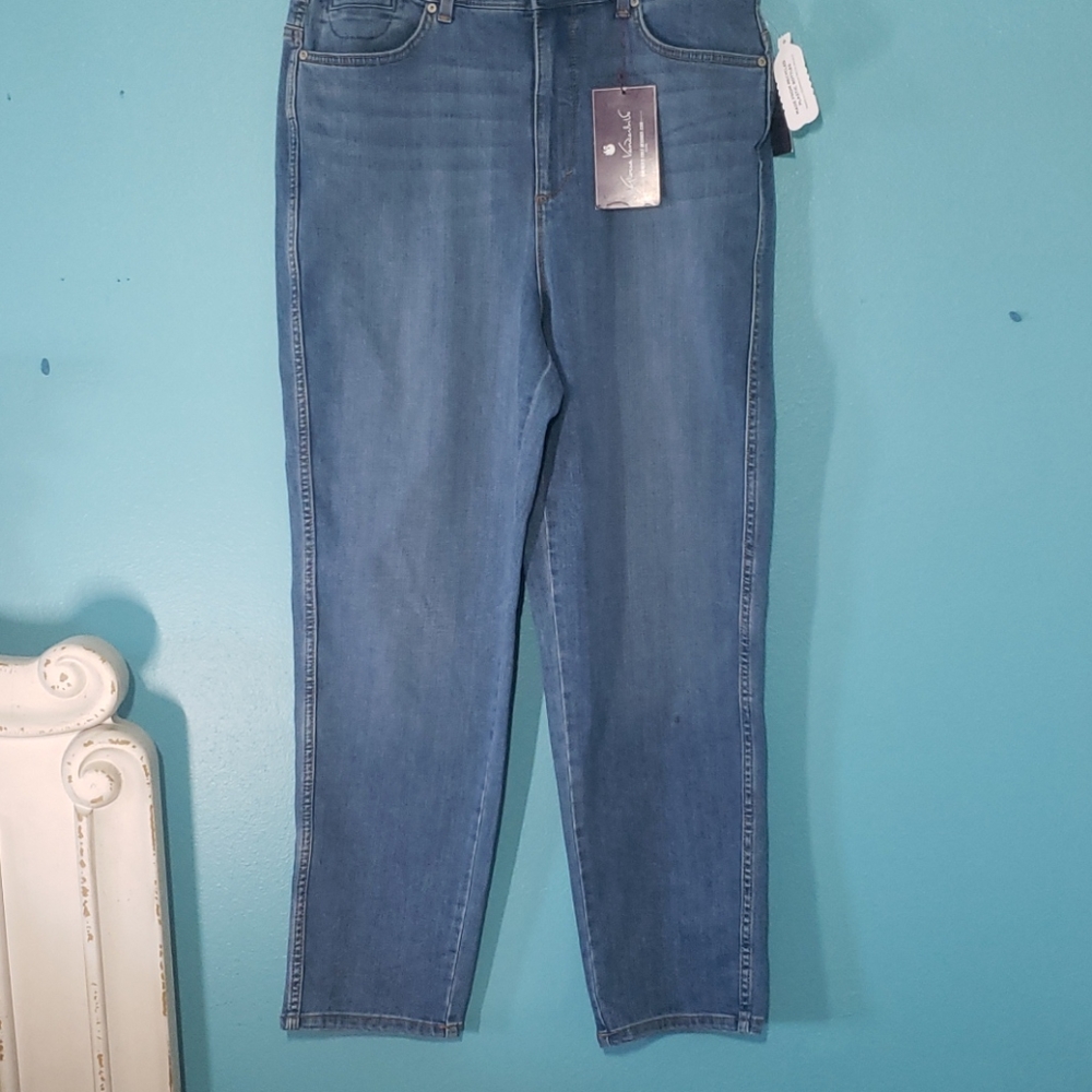 Gloria Vanderbilt jeans